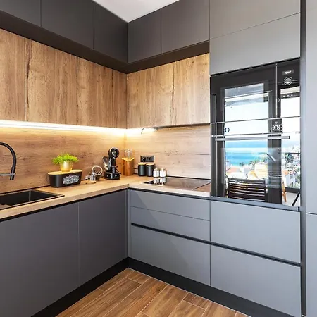 Koc, Okrug Gornji - With A Pool דירה *