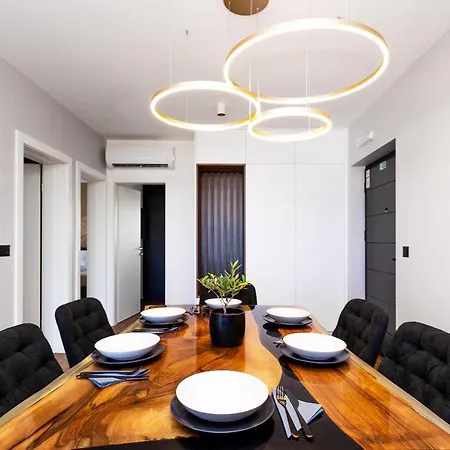 Apartman Koc, Okrug Gornji - With A Pool Trogir