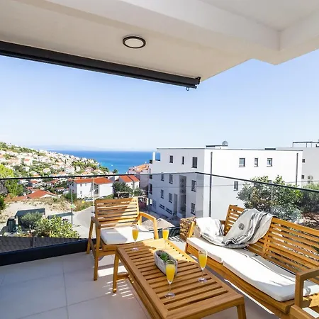 Apartman Koc, Okrug Gornji - With A Pool